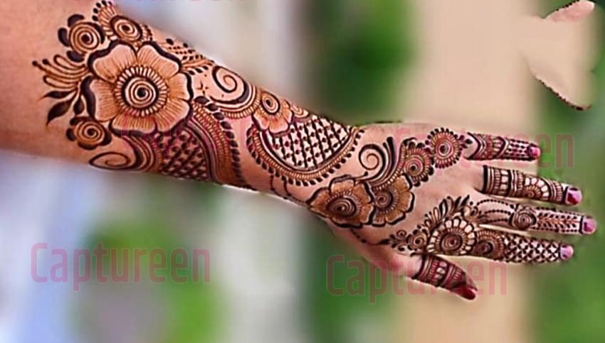 mehndi design back flower