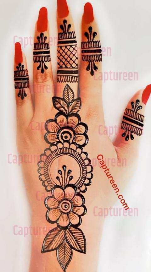 big flower mehndi design