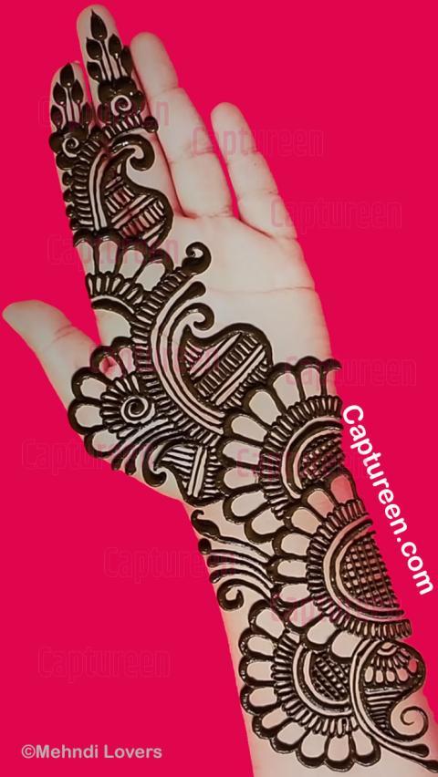 Simple Mehndi Designs for Hands