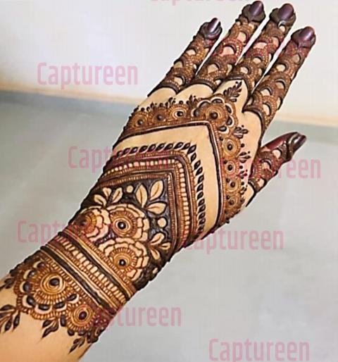 mehndi design back side flower