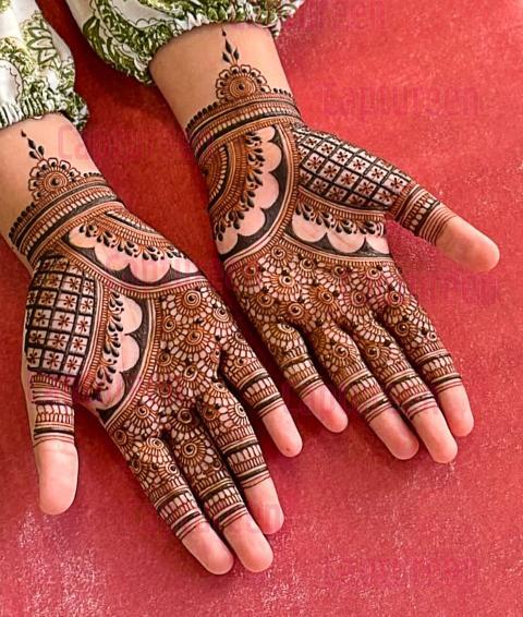 Stylish henna design for girls