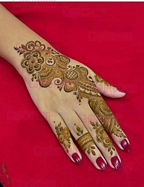 simple mehndi design of back side