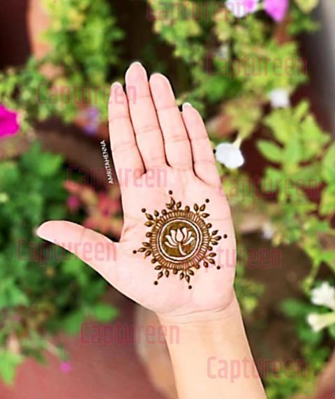 simple lotus mehndi design