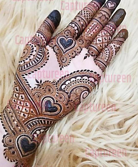 love mehndi design pic